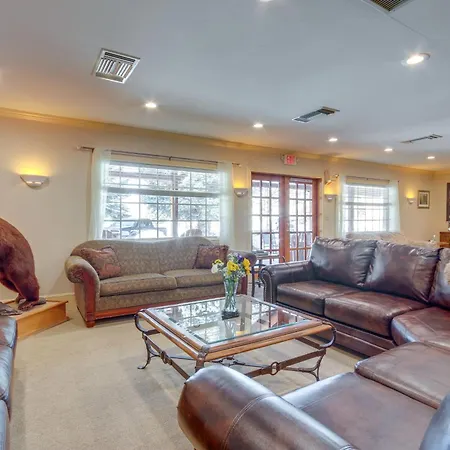Views And Trail Access Scenic Montana Ranch Retreat Villa